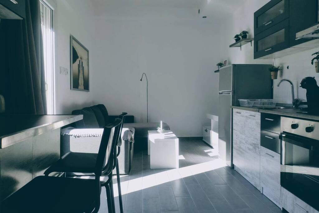 Deluxe Apartment By Prima Lodging Thessaloníki Ngoại thất bức ảnh